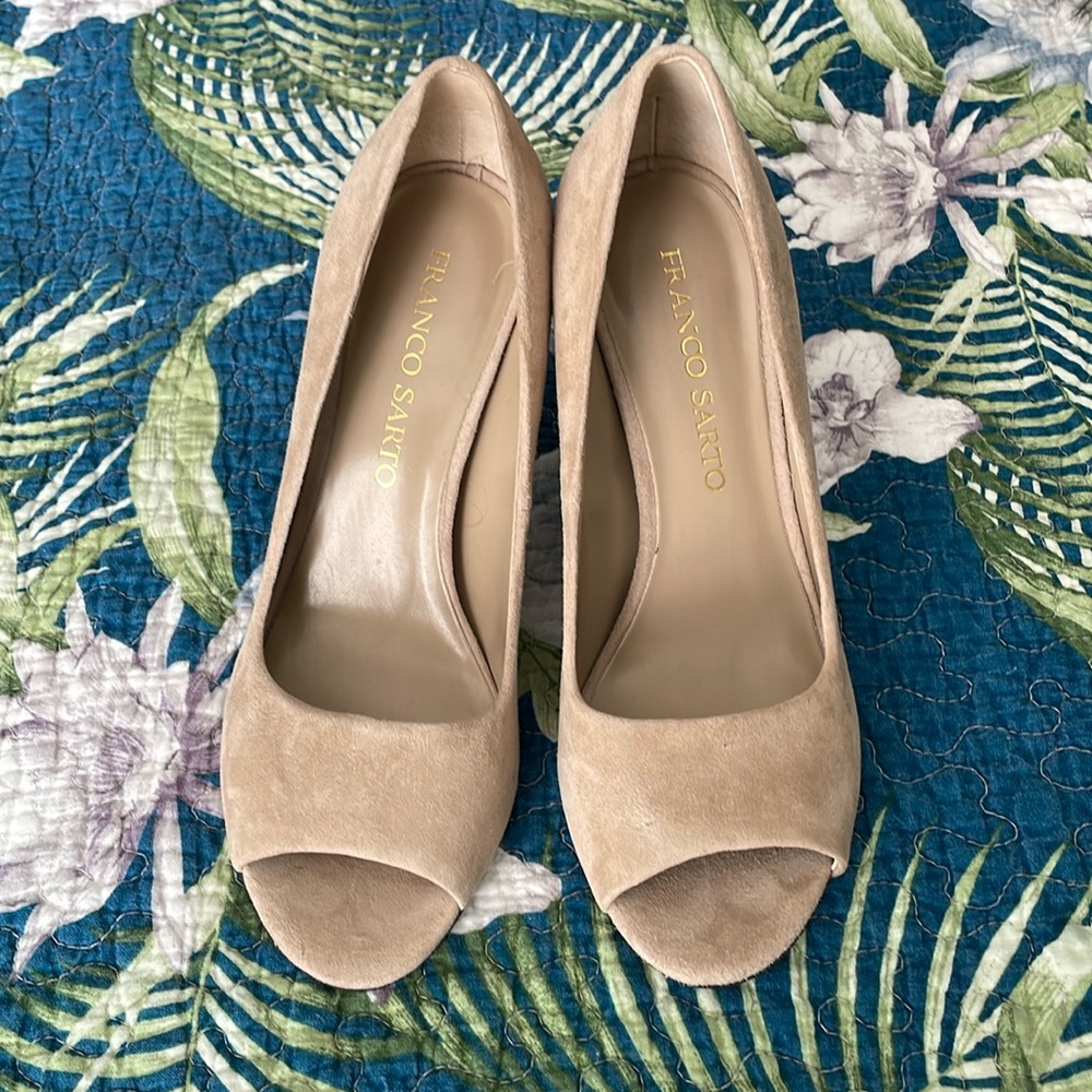 Winter White Suede Peep Toe Shoes